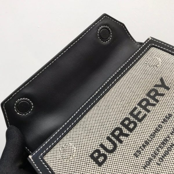 BC - BURBURRY BAGS - 176 Discount