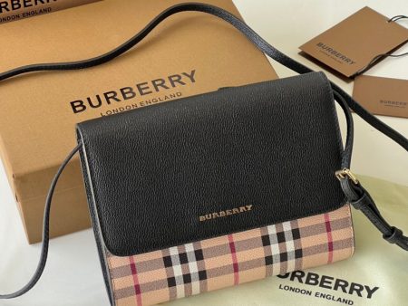 BC - BURBURRY BAGS - 114 on Sale