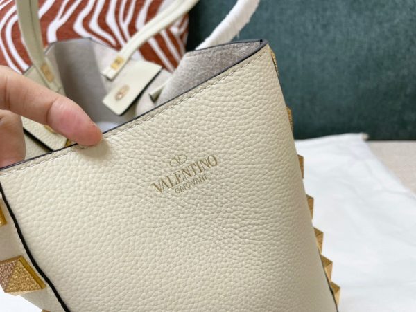 BoldCollect - VALENTINO BAGS - 155 Fashion